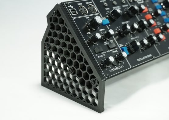 Laterales Behringer Model D - Imagen 3