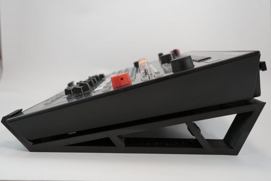 Soporte Roland AIRA TR8 / MX1 - Imagen 3
