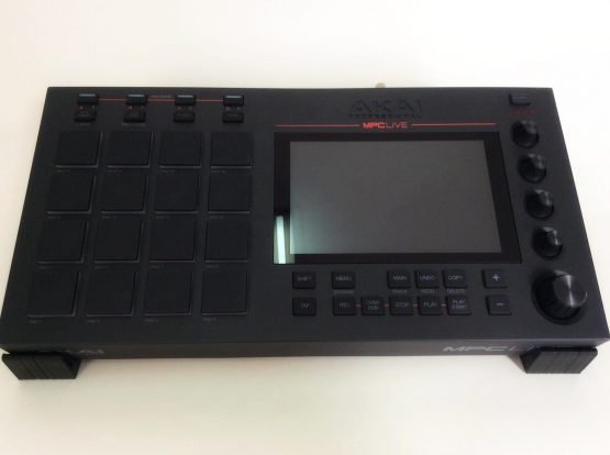 Soporte AKAI MPC Live - Imagen 6