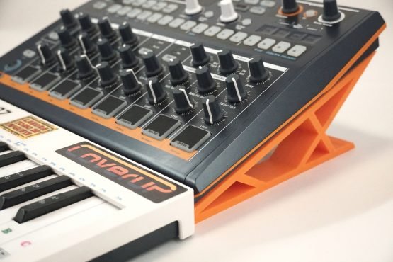 Soporte Arturia Drumbrute Impact - Imagen 6