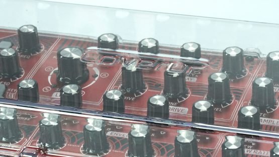 COVER PROTECTOR BEHRINGER Neutron / Pro-1 / K2 - Imagen 8